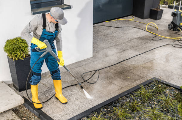 Best House Pressure Washing  in Taos Pueblo, NM